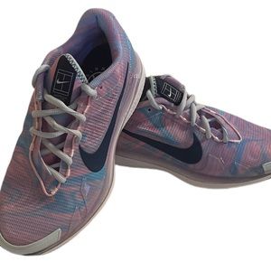 Nike Women's Court Air Zoom Vapor Pro Tennis Shoes (CZ0222-400) Size 6.5